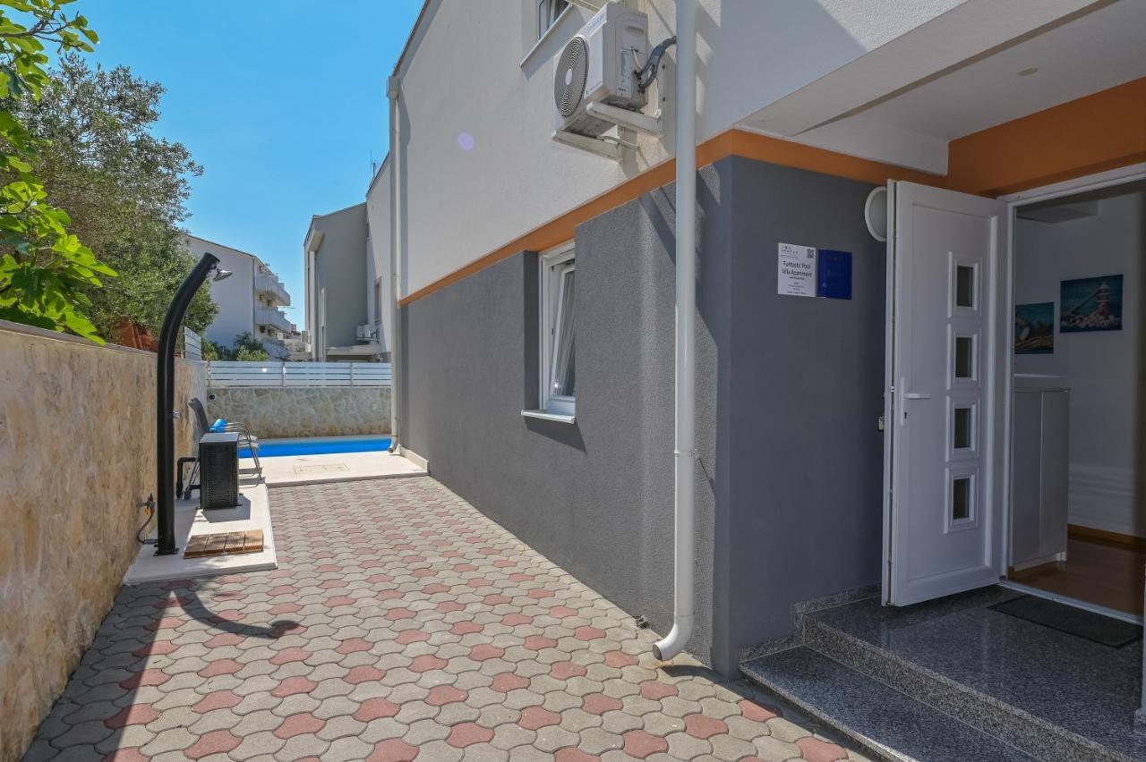 Apartment Funtastic With Private Pool Novalja Exteriör bild